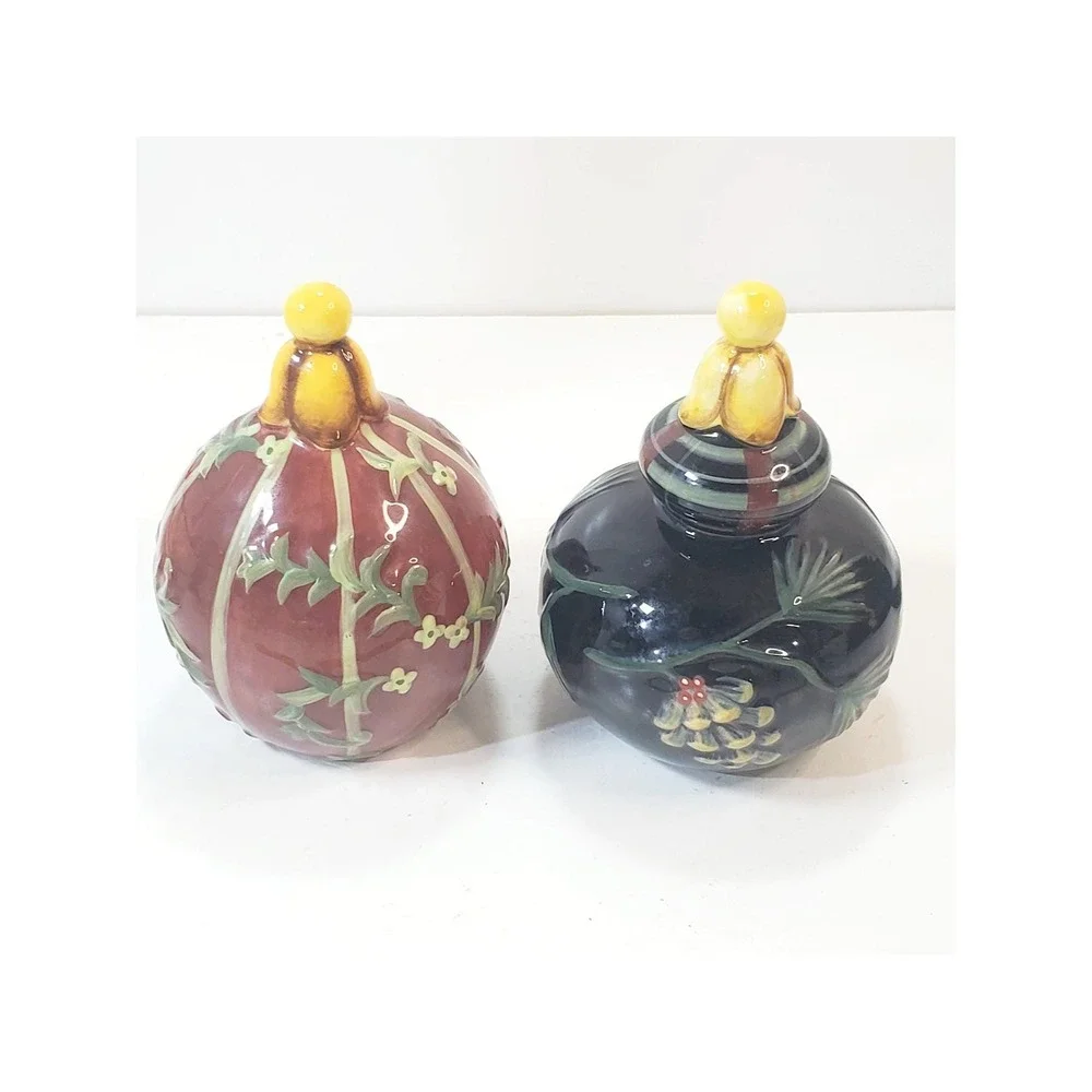 Vintage CIC Ceramic Christmas Ball Ornaments Salt and Pepper Shakers